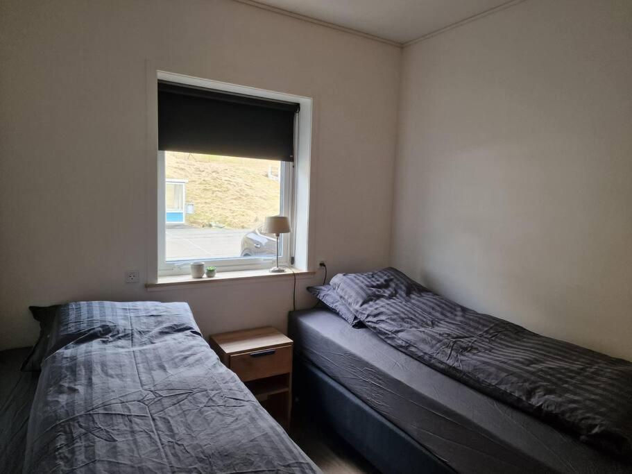 New Flat With Hot Tub - No3 Apartment Oyndarfjordur Exterior foto